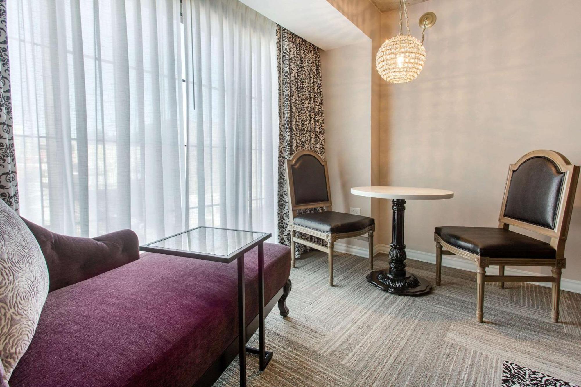 Cambria Hotel New Orleans Downtown Warehouse District Exteriör bild